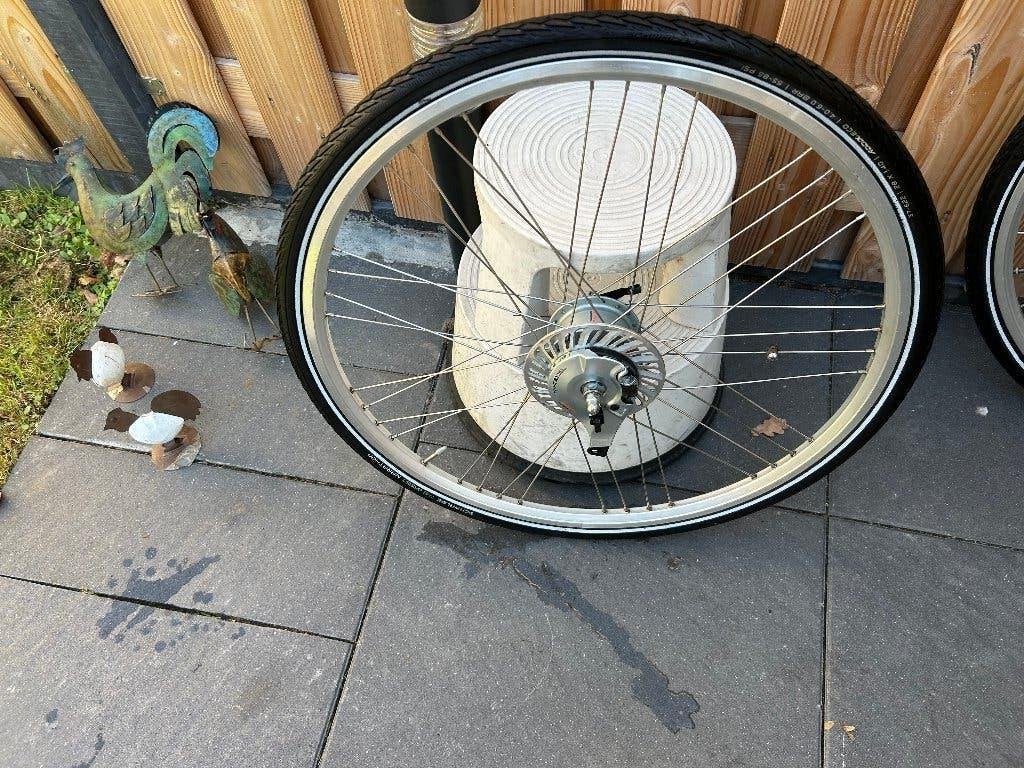 Set Wielen 28 inch achterwiel 8 NEXUS versne. rollerbrake, Wiel, Ophalen of Verzenden, Zo goed als nieuw, Shimano Nexus 8 versnellingen