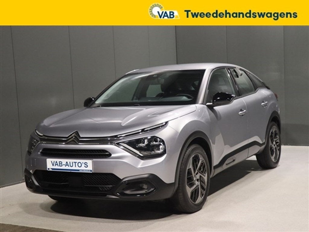 Citroen C4   1.2 Pure Tech SHINE S \u0026amp; S, Auto's, 121 g/km, Zwart, https://public.car-pass.be/vhr/63eeabc8-5721-42c9-a03b-6cbdd7b5ddea