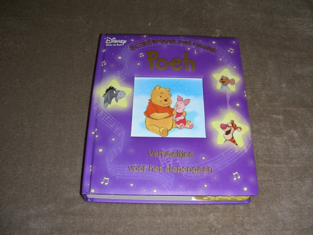 Boek 'Verhaaltjes voor het slapen gaan van Winnie de Poeh, Boeken, Ophalen of Verzenden, Zo goed als nieuw, 3 tot 4 jaar