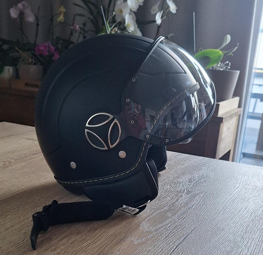 Casque moto MOMO large et medium, Autres marques, Casque jet, Enlèvement, Neuf, sans ticket