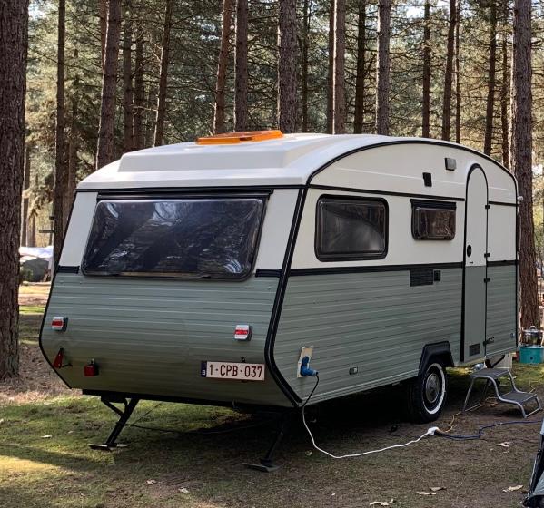 Caravan CONSTRUCTOR NEW GENERATION  retro jaren ‘70, Caravans en Kamperen, Caravans, Standaardzit, 500 - 750 kg, Tot en met 4