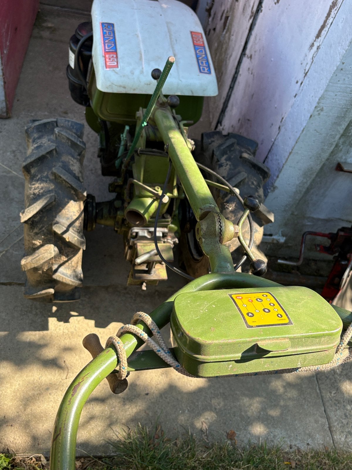Motoculteur Randi 650 + toebehoren, Articles professionnels, Agriculture | Outils, Cultures, Technique de pomme de terre, Enlèvement