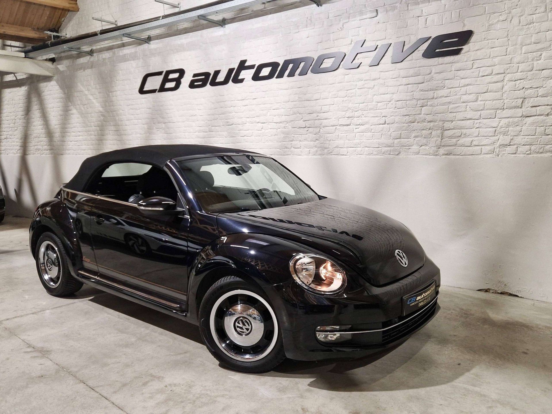 Volkswagen Beetle Cabriolet 1.2 TSI *NIEUWSTAAT*, Auto's, Gebruikt, 4 cilinders, Cabriolet, Zwart
