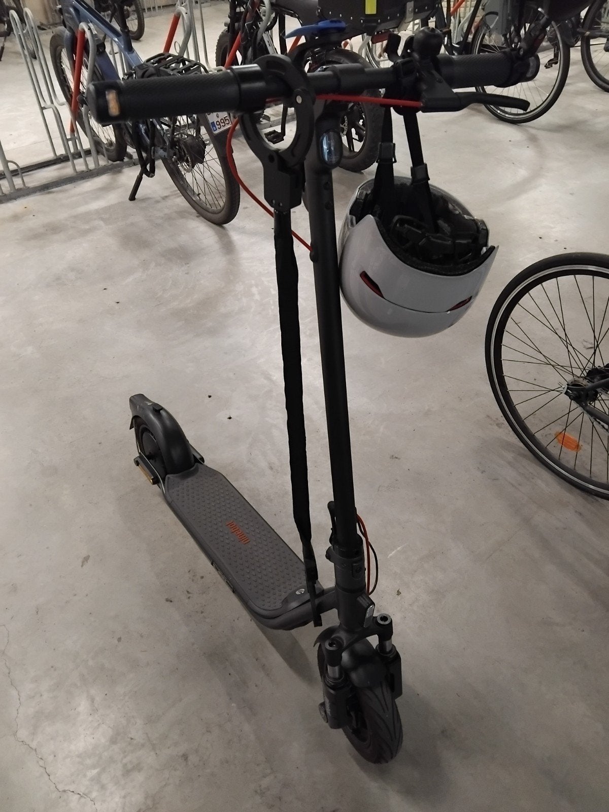Ninebot Kickscooter F2 Pro II (electric step, 25km/h), Vélos & Vélomoteurs, Enlèvement ou Envoi