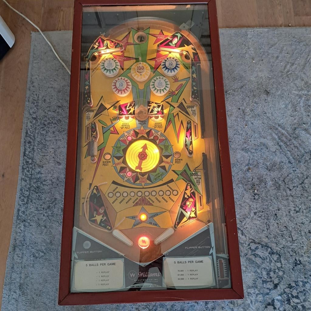 Salontafel van flipperkast met verlichting., Enlèvement, Flipper (jeu)