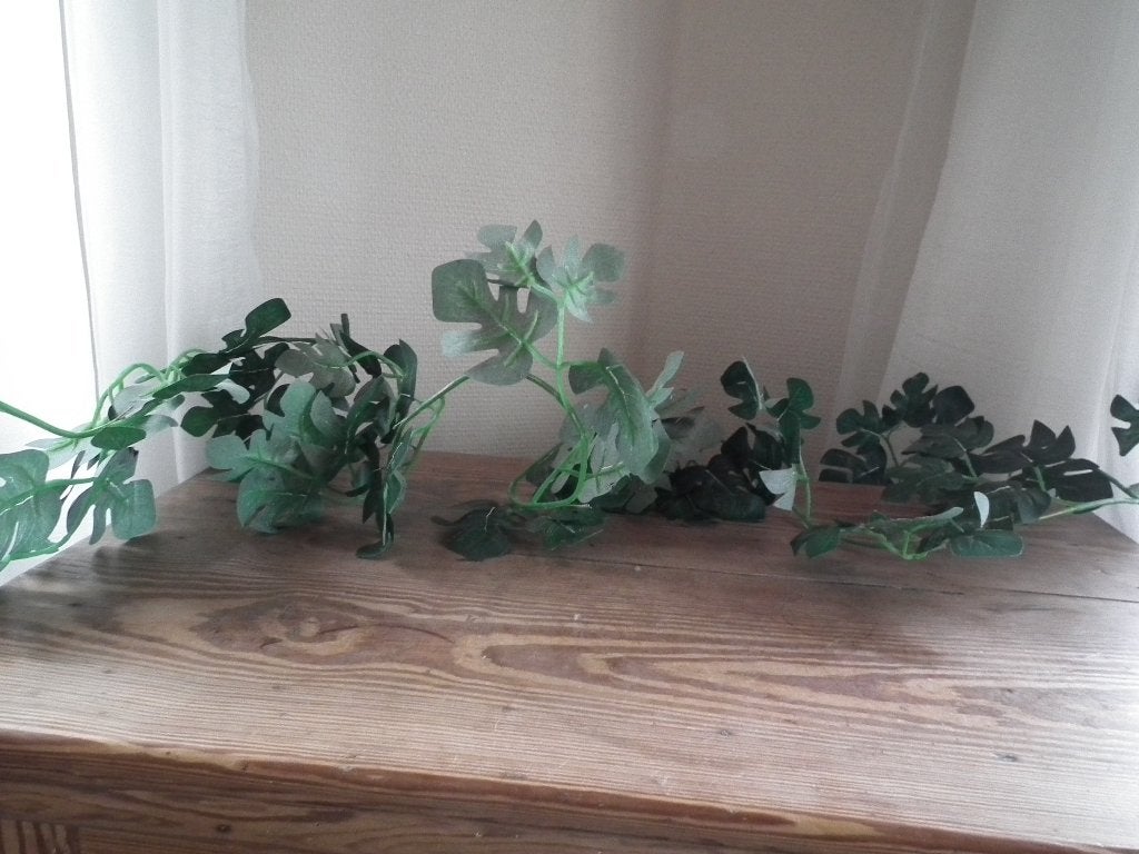 Kunstplantenslinger (groen) Lengte + of - 180 cm, Huis en Inrichting, 180 cm, Verzenden, Kunstplant, Kunststof