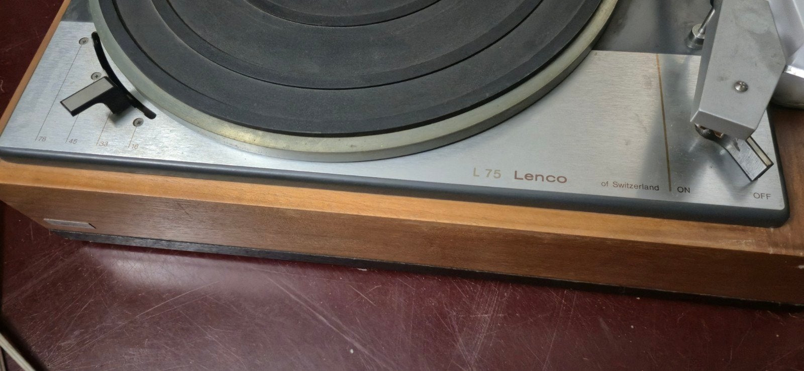 Platine Lenco L75 fabriquée en Suisse, Enlèvement