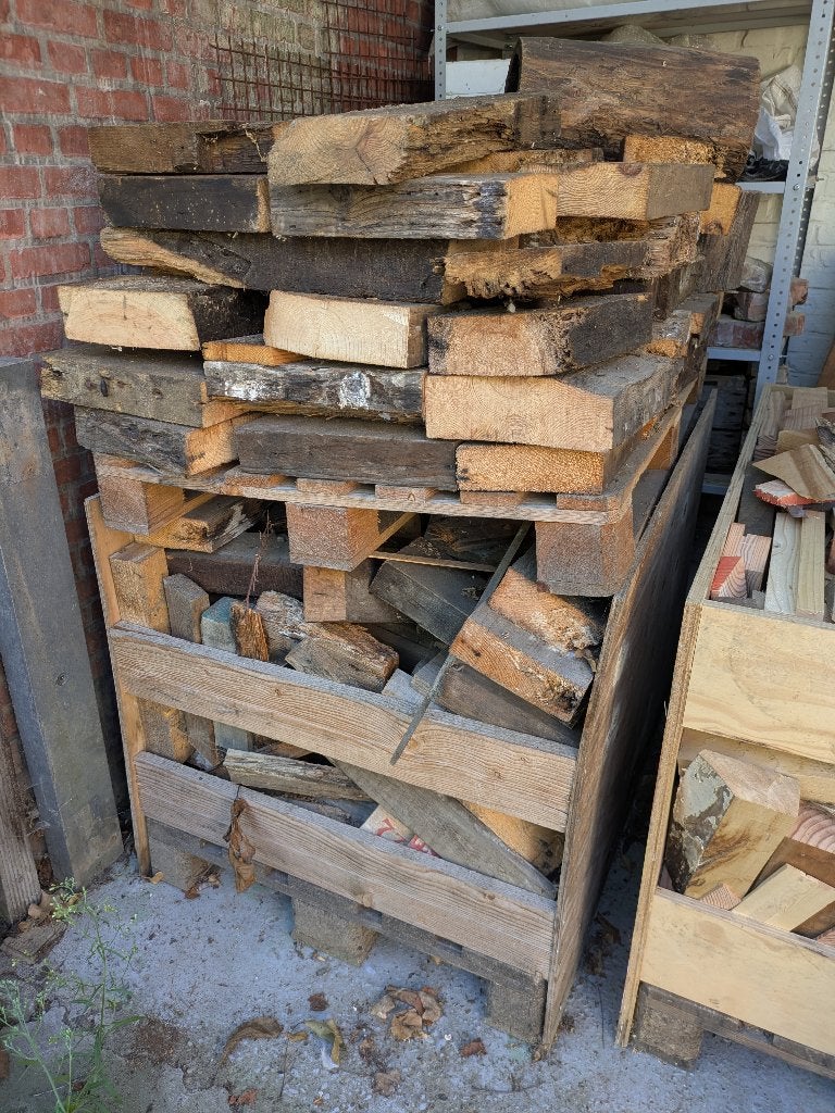brandhout, Doe-het-zelf en Bouw, Hout en Planken, Ophalen, Zo goed als nieuw, Balk, Minder dan 200 cm