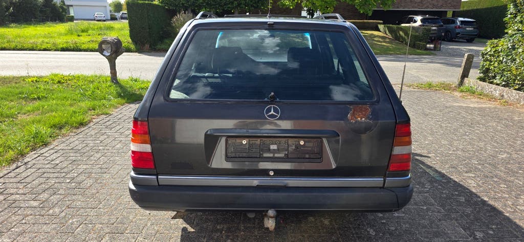 Mercedes 250TD Oldtimer 1992 met 295.000km, foto 6