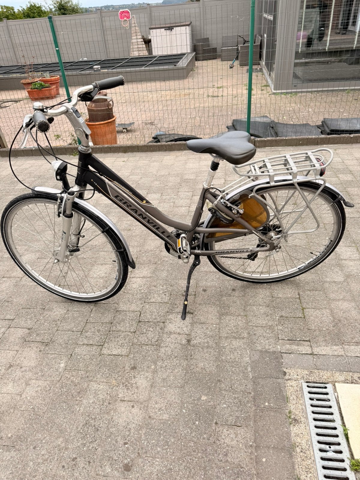 Granville damesfiets, Ophalen, Gebruikt