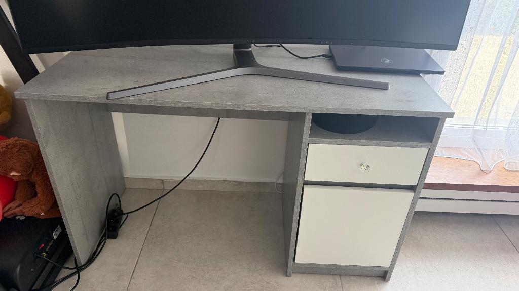 Bureautafel, Ophalen, Met lades, Gebruikt, Jysk