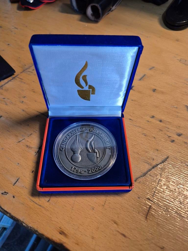 Medaille commémorative fin de la gendarmerie belge