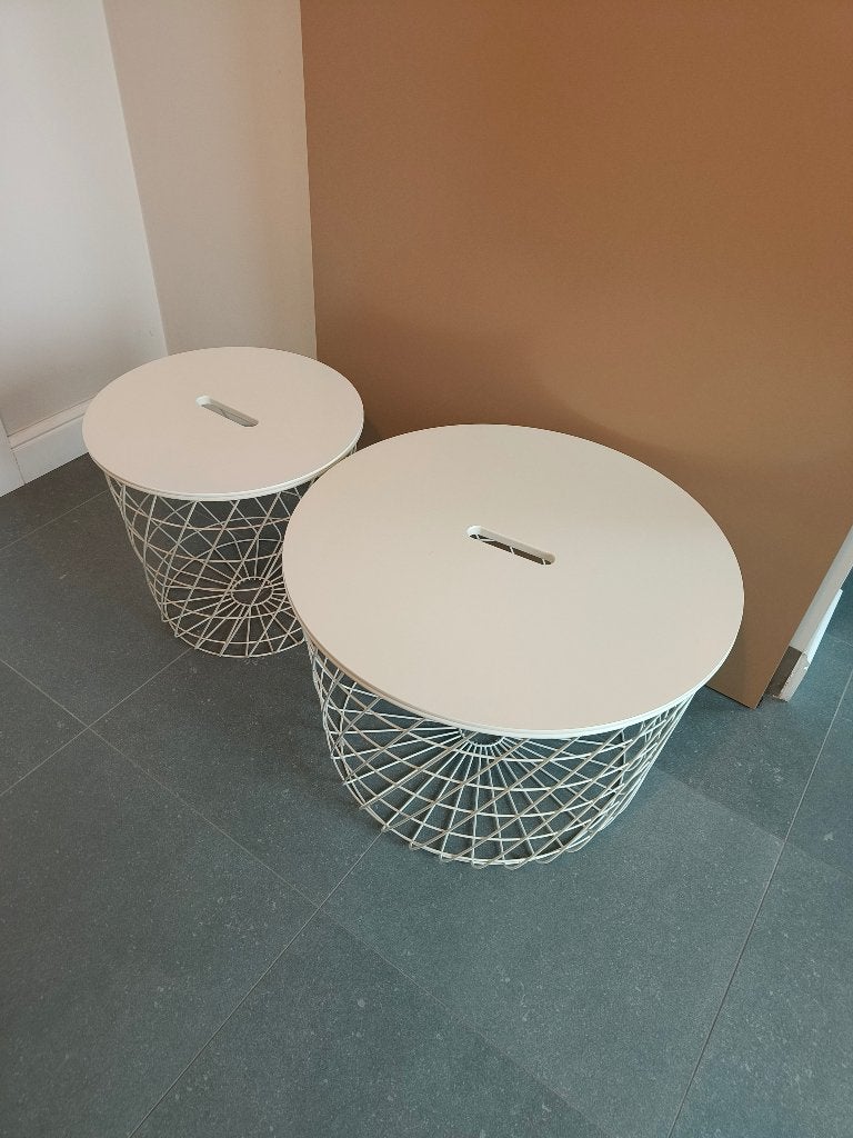 2 x witte bijzettafeltjes, Ophalen, Gebruikt, Rond, 45 tot 60 cm