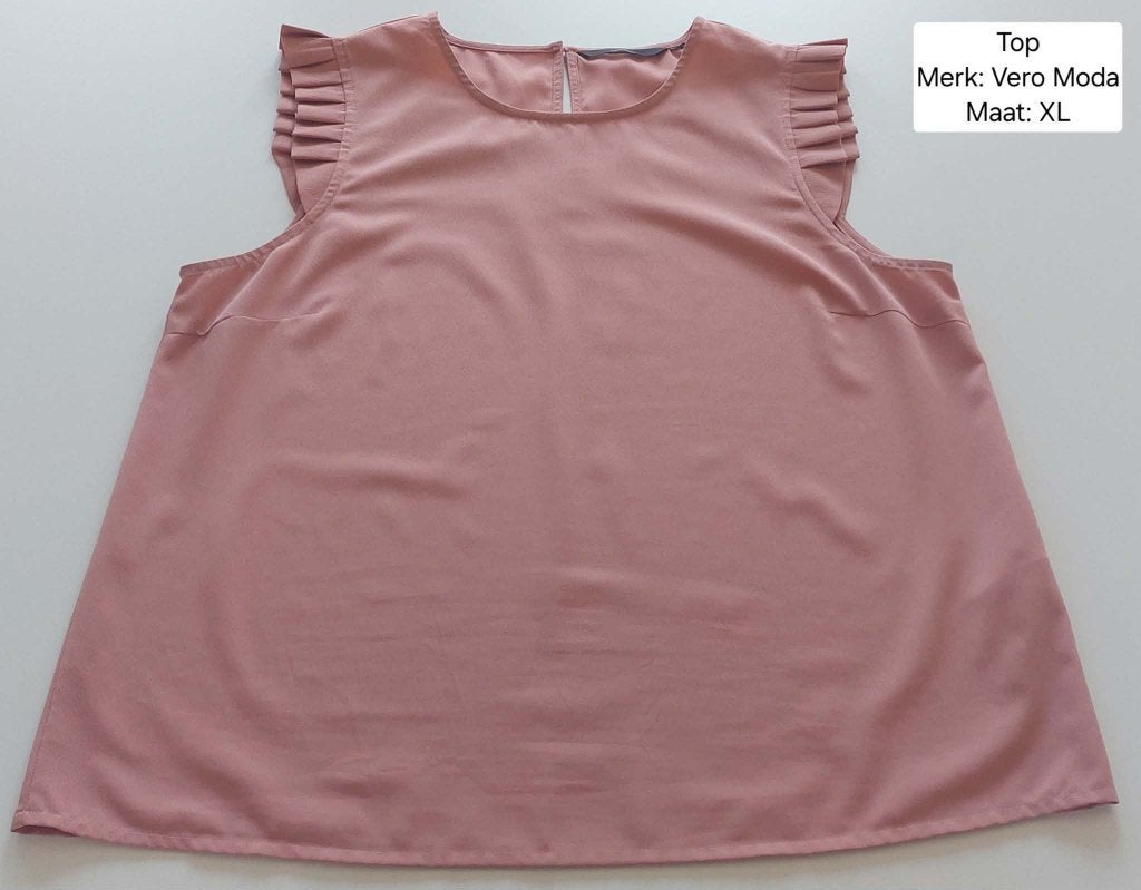 Top/chemisier pour femme : Vero Moda taille 44 (ÉTAT NEUF), Vêtements | Femmes, Blouses & Tuniques, Enlèvement ou Envoi, Taille 42/44 (L)