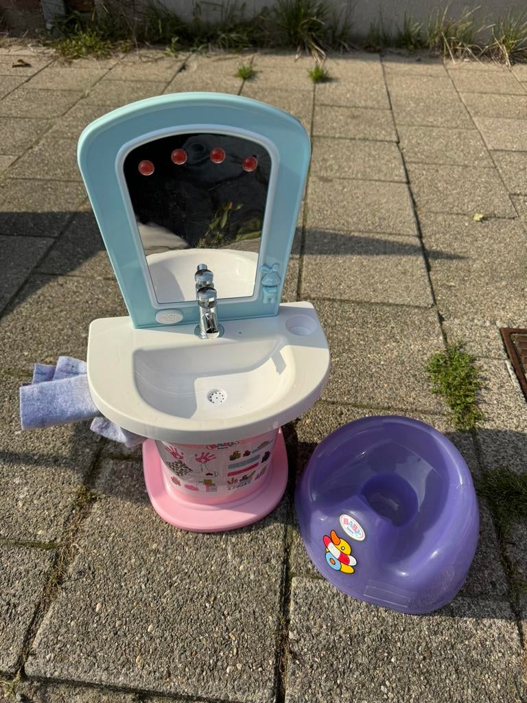 Baby Born wastafel,wc potje en badje, Kinderen en Baby's, Ophalen of Verzenden, Gebruikt