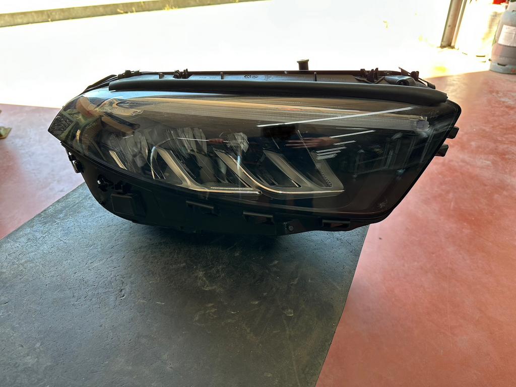 Mercedes A klasse facelift koplamp LED rechts, Ophalen of Verzenden, Gebruikt, Mercedes-Benz