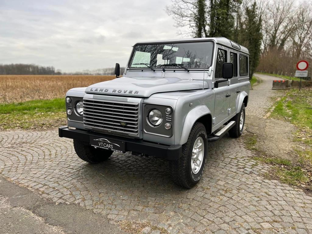 Land ROVER DEFENDER 110 / 5 PL / AIRCO / TREKHAAK / ZETELVER, 90 kW, Zwart, https://public.car-pass.be/vhr/3421ca12-014e-4891-922f-d8f1a4d799a0
