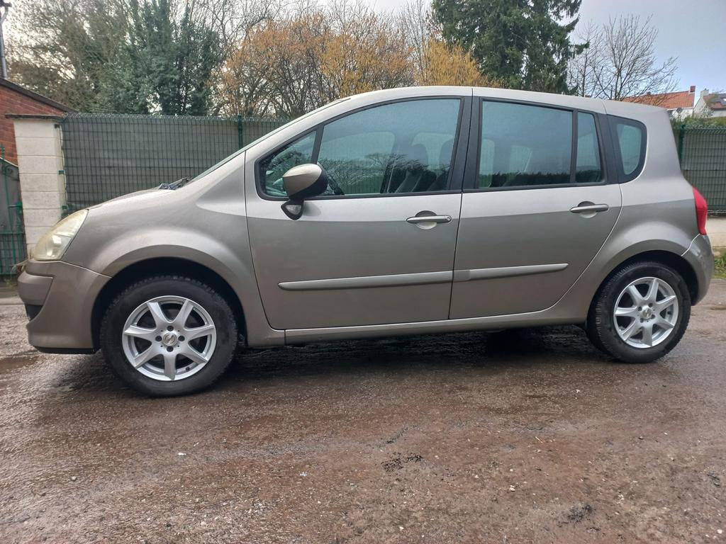 Renault modus 1.5 DCI Prête a immatriculé, Auto's, Renault, Voorwielaandrijving, Euro 5, Monovolume, Parkeersensor