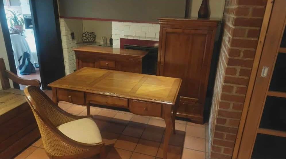 Ensemble de meubles de collection, Enlèvement