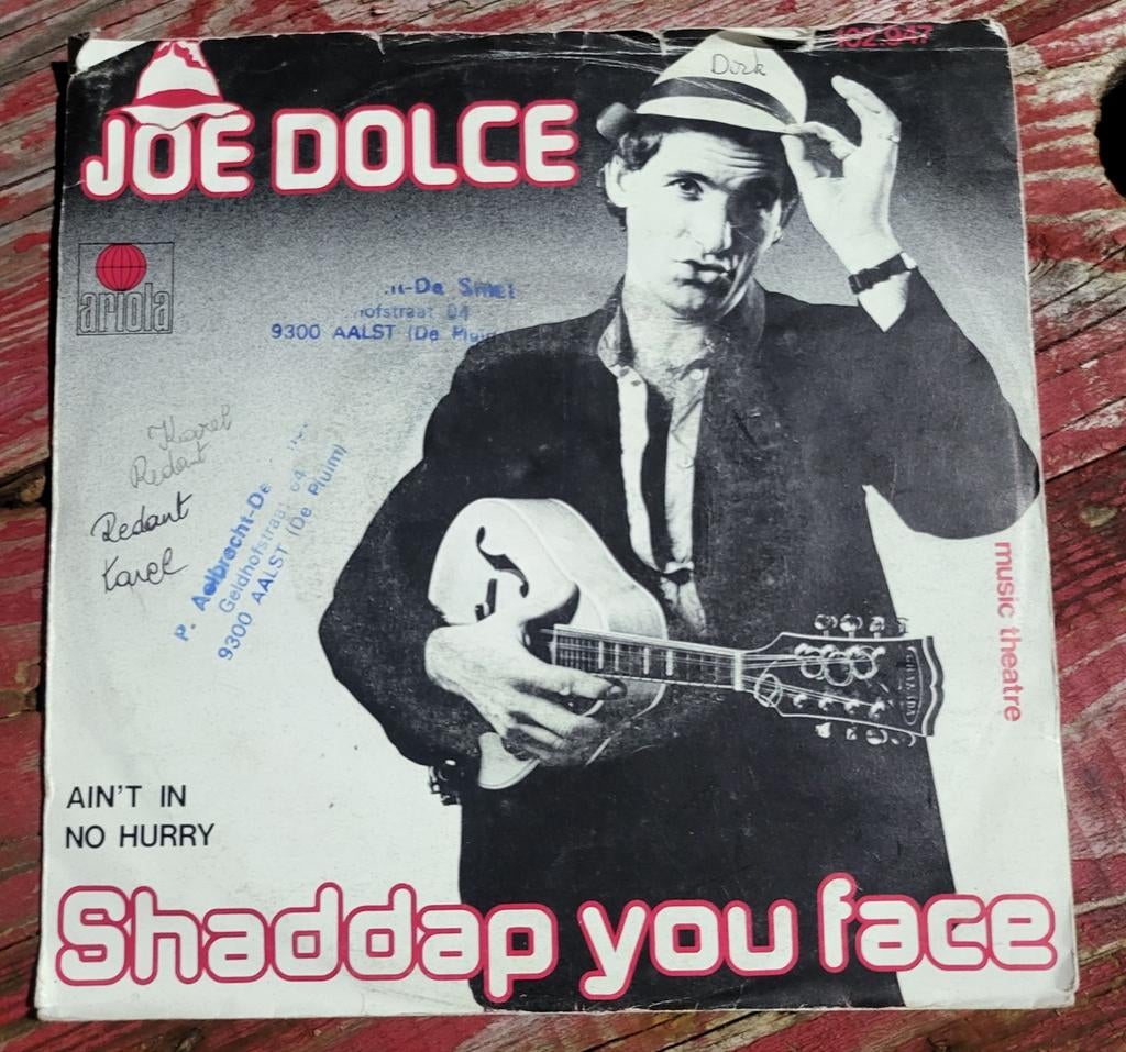 Théâtre musical Joe Dolce Shaddap You Face 1981
D, Enlèvement ou Envoi