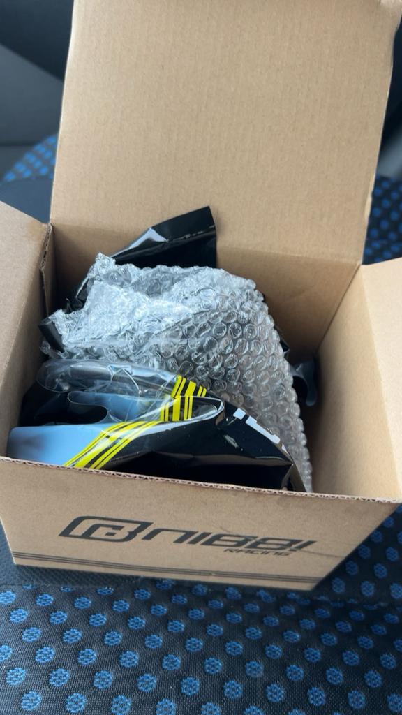 Nibbi snelgas, Enlèvement, Neuf