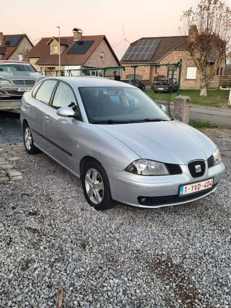seat cordoba, Autos, Argent ou Gris, Achat, Boîte manuelle, Noir