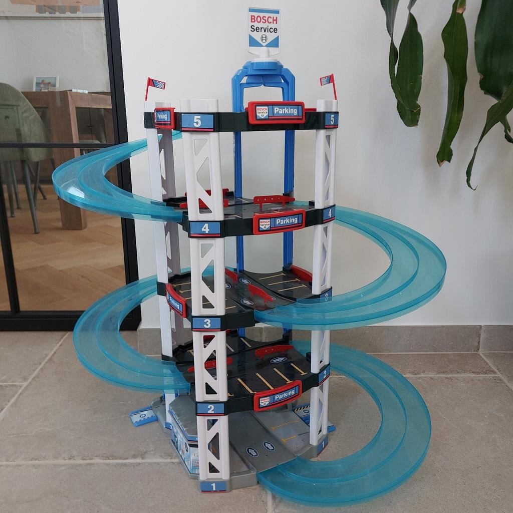 Garage de parking Bosch avec 5 étages, Enlèvement