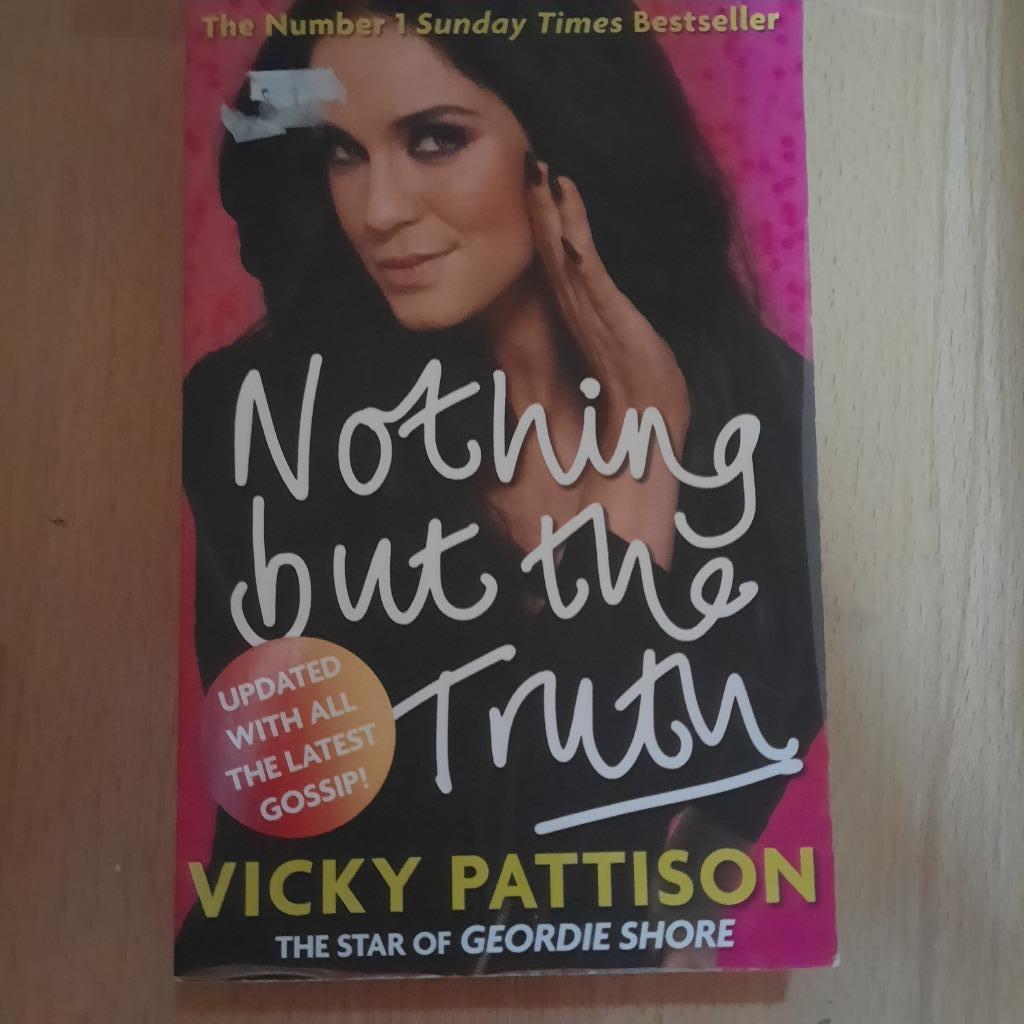 VICKY PATTISON - NOTHING BUT THE TRUTH - ENGELS, Ophalen of Verzenden, Film, Tv en Media
