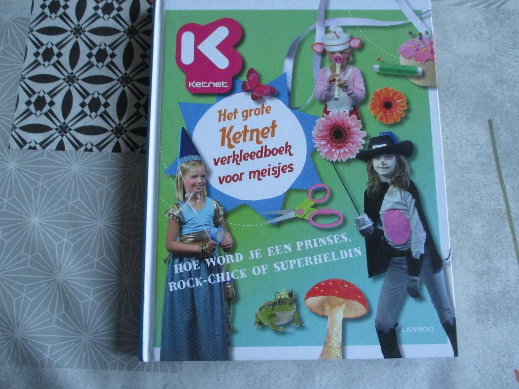 ketnet verkleedboek, Enlèvement ou Envoi, Neuf