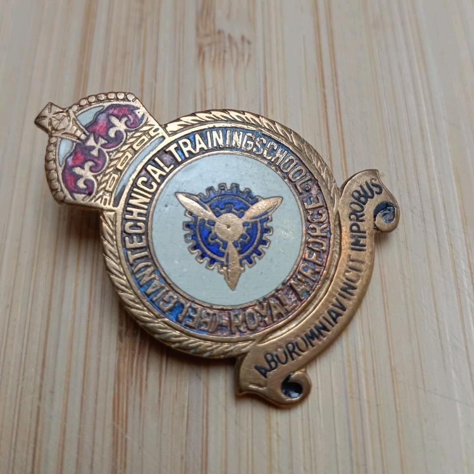 wo2 Belgische RAF technical training school badge, Ophalen of Verzenden, Luchtmacht, Embleem of Badge