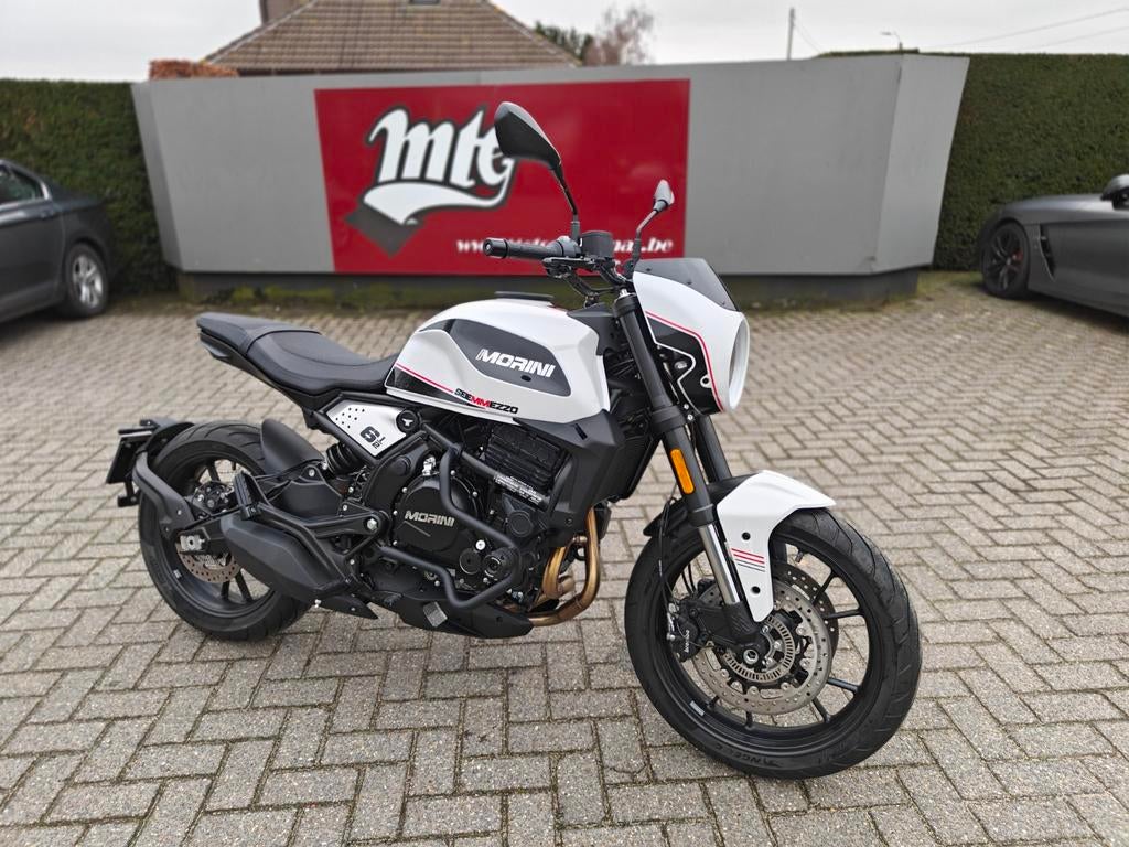 Moto Morini Seiemmezzo 650 STR 2025 200km, Motoren, 2 cilinders, Motorrijbewijs A, Bedrijf, Meer dan 35 kW