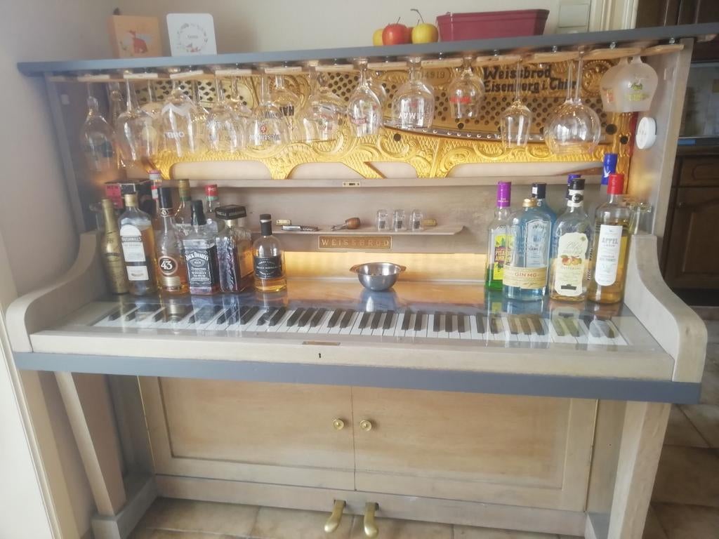Authentieke pianobar met leuke lichtelementen, Maison & Meubles, Dénudé, Comme neuf, Enlèvement