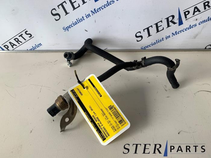 Capteur de pression carburant d'un Mercedes E-Klasse, Enlèvement ou Envoi, 3 mois de garantie, Utilisé, Mercedes-Benz