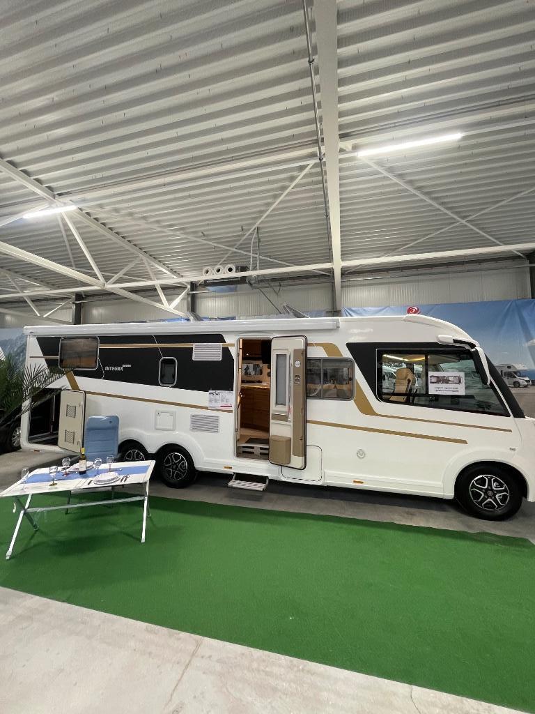 Eura Mobil I890 QB, Réfrigérateur, Caméra de recul, Entreprise, Fiat