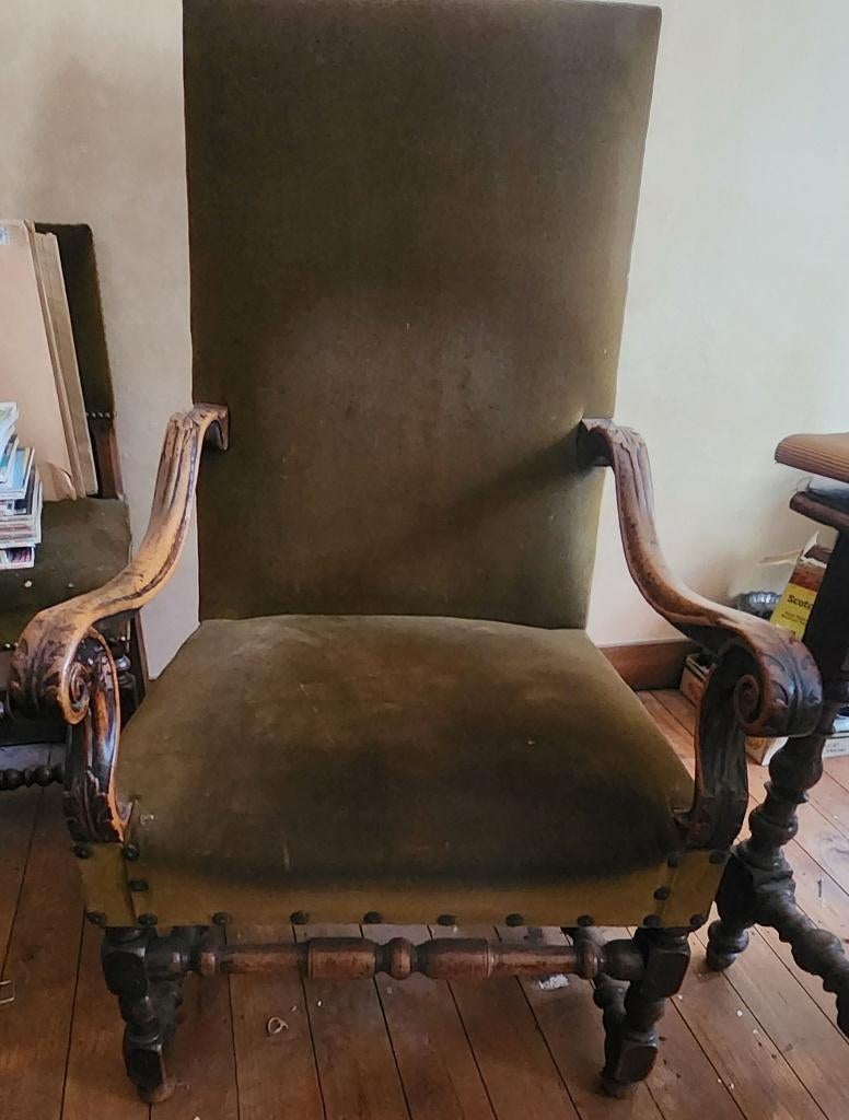 Antieke fauteuil Jacobijnse of Louis XIV-stijl en 4 stoelen, Ophalen