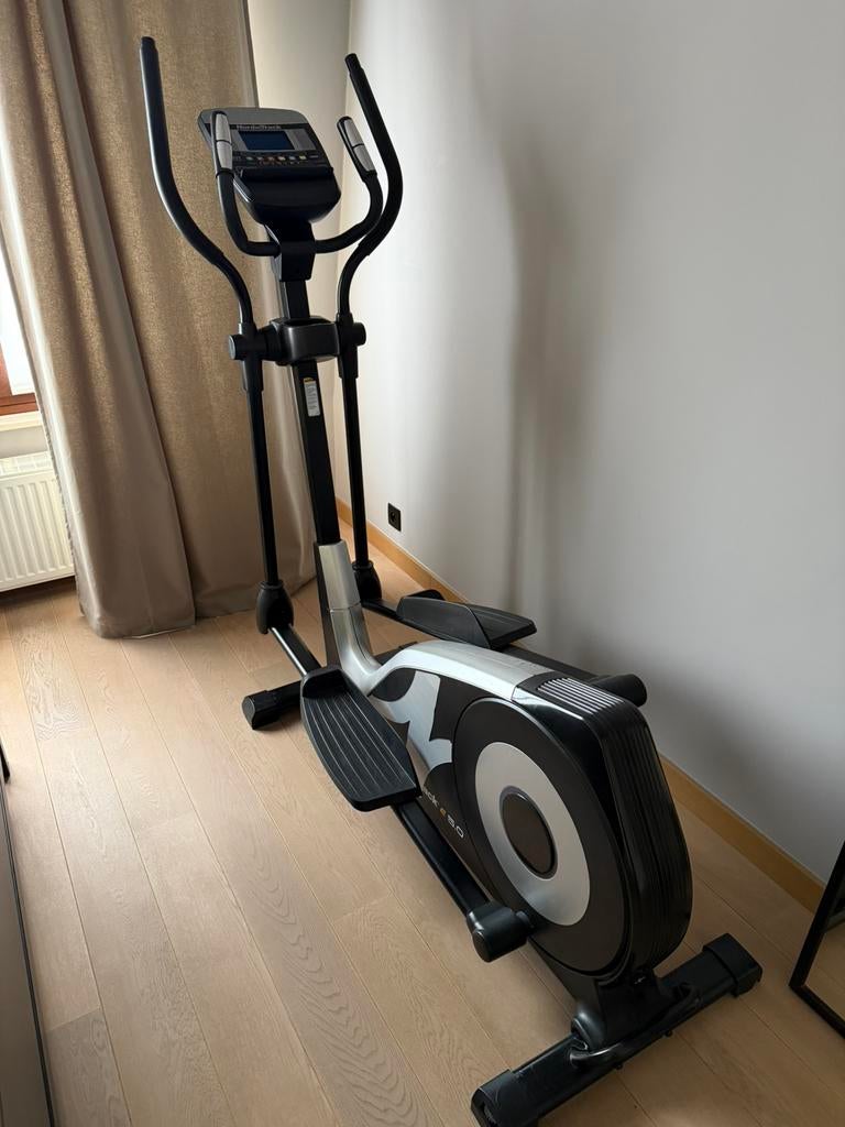 Vélo elliptique NordicTrack E5.0 - état impeccable, Sport en Fitness, Fitnessapparatuur, Zo goed als nieuw, Crosstrainer, Ophalen