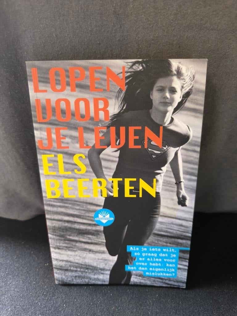Lopen voor je leven.      (Els Beerten), Livres, Livres pour enfants | Jeunesse | 13 ans et plus, Comme neuf, Fiction, Enlèvement