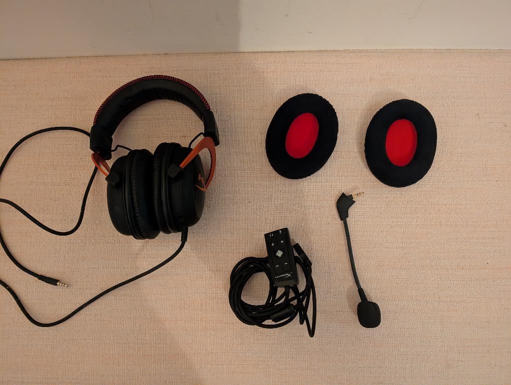 Koptelefoon hyperx, Ophalen, Mute-functie, Zo goed als nieuw, Over-ear