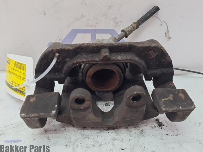 Remklauw (Tang) links-voor van een BMW 3-Serie, Gebruikt, -, -, 3 maanden garantie