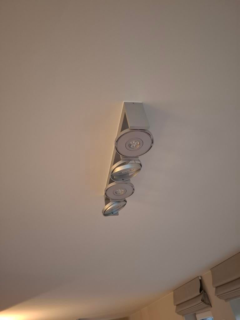 Philips verlichting, Ophalen