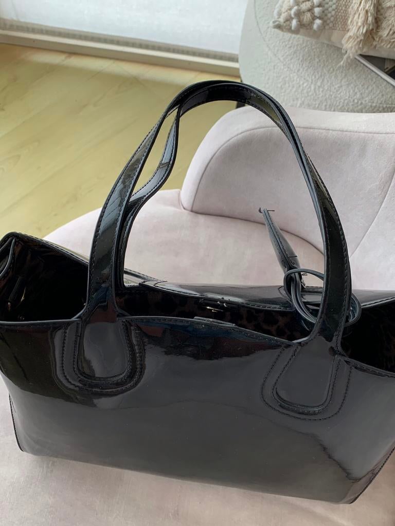 Zwarte lak handtas met pochet, Handtassen en Accessoires, Tassen | Damestassen, Ophalen of Verzenden, Handtas