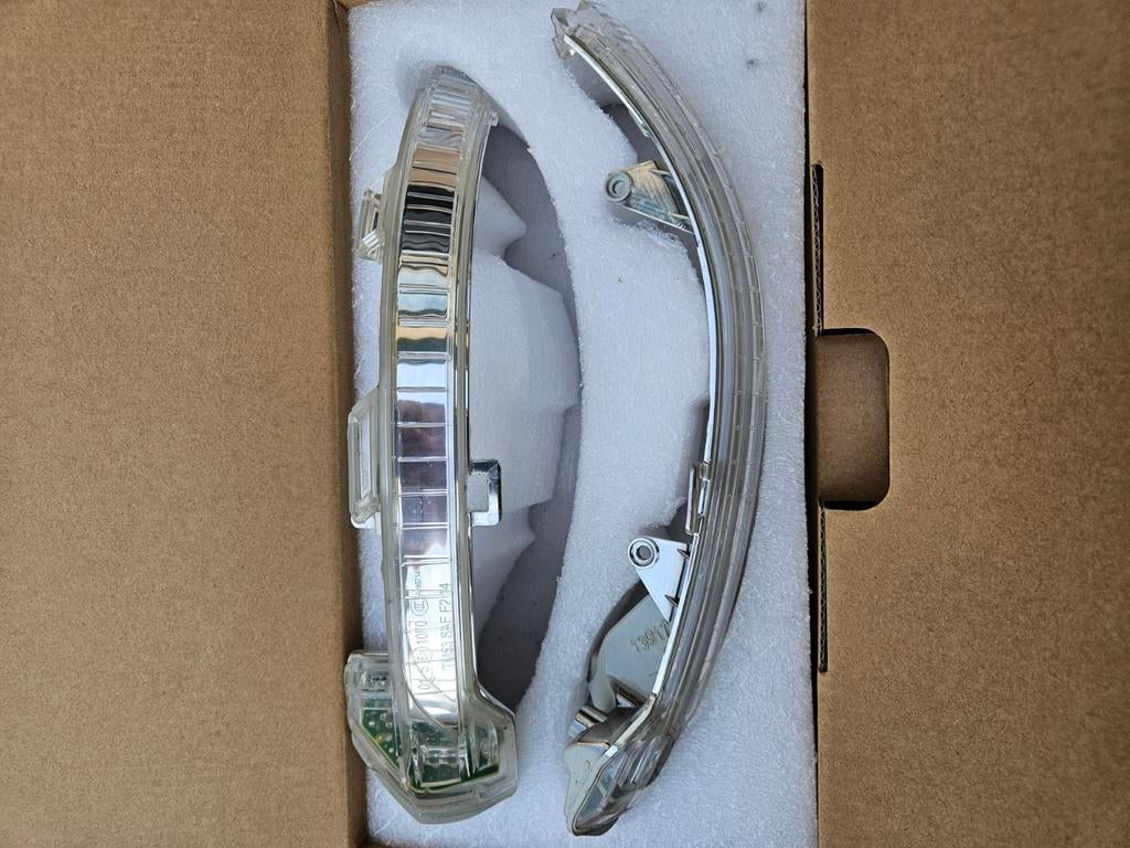 Spiegel pinker arteon, Auto's, Volkswagen, Particulier, Te koop, Arteon