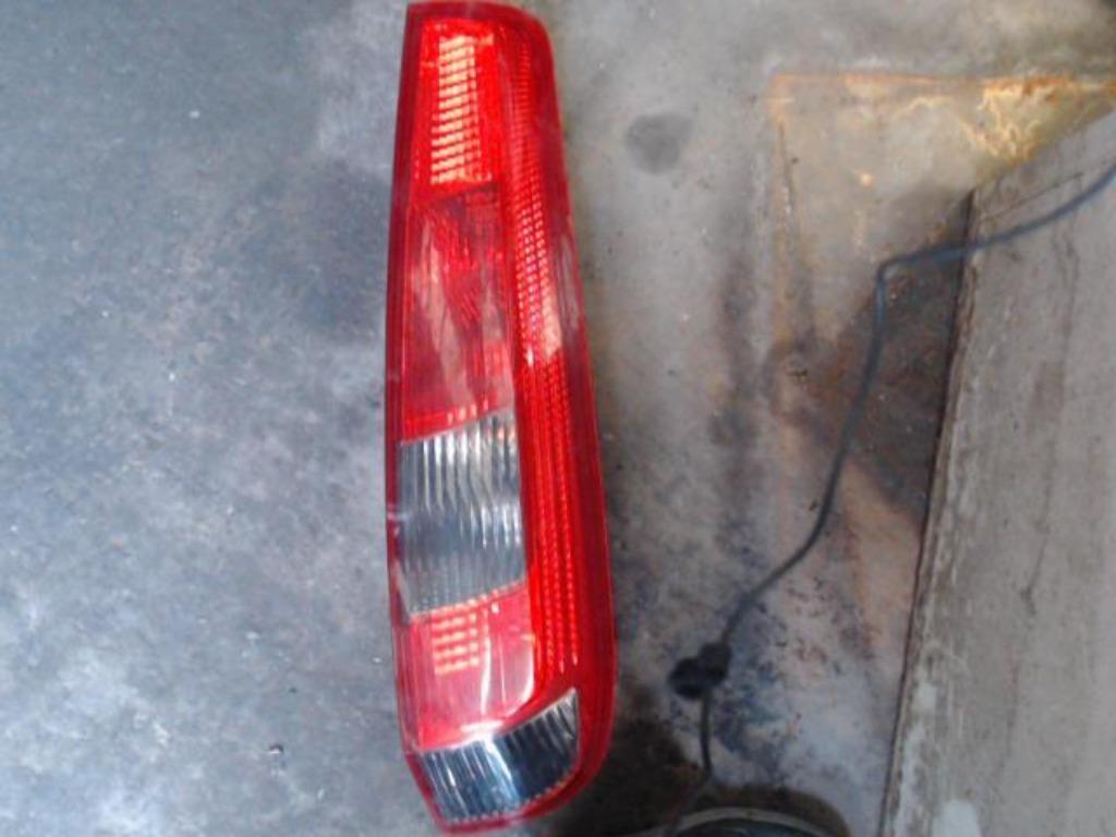 Feu arrière droit Ford Fiesta V 2002-2005 LP/13500, Enlèvement ou Envoi, Utilisé, Ford