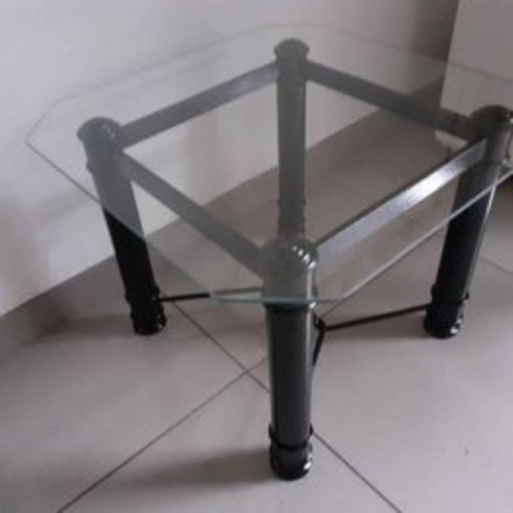 STYLE INDUSTRIEL PETITE TABLE FER/VERRE, Enlèvement