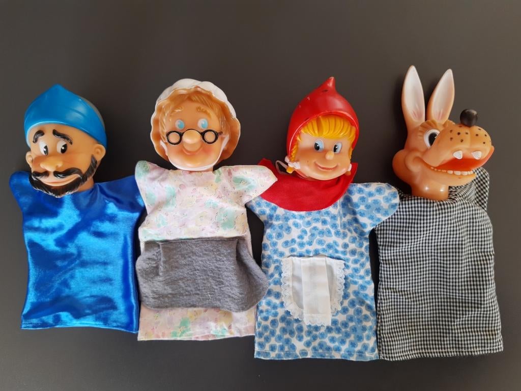 Vintage handpoppen Famosa, Ophalen of Verzenden, Zo goed als nieuw
