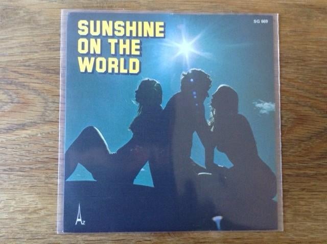 single sunshine on the world, CD & DVD, Vinyles Singles, Enlèvement ou Envoi, 7 pouces, Musique de films et Bande son, Single