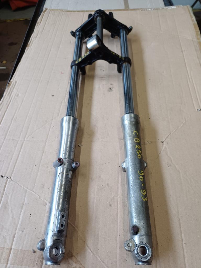 honda cb 250 model '90-'93 voorvork, Ophalen of Verzenden, Gebruikt
