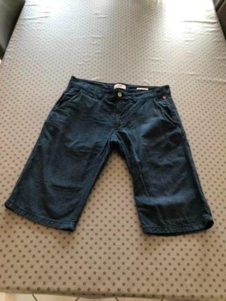 Blauwe Bermuda EDC Esprit 31, Kleding | Heren, Broeken en Pantalons, EDC, Ophalen of Verzenden, Gedragen, Maat 48/50 (M)