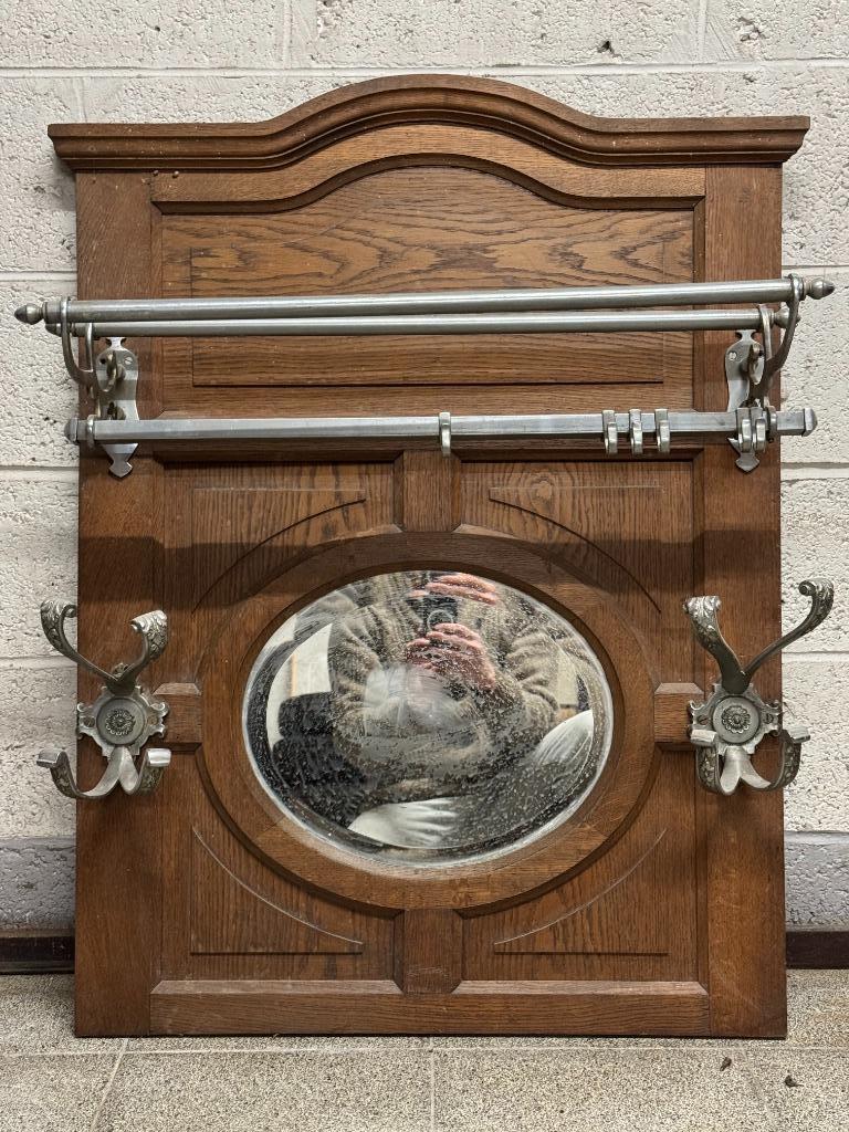 Miroir avec portemanteaux, Ophalen