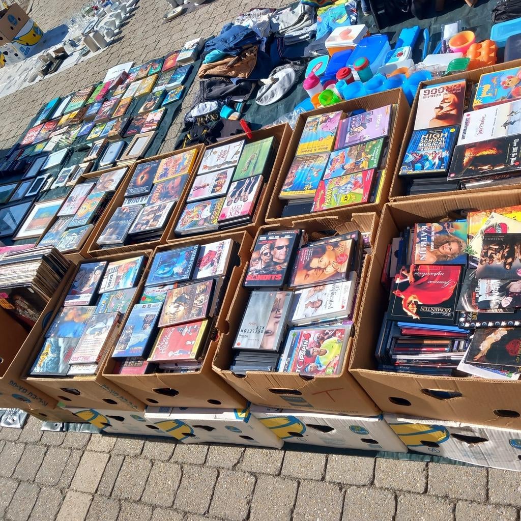 Cd's en dvd's te koop., Ophalen